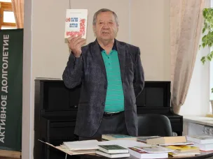 Писатель Николай Культяпов открыл «Ветеранскую гостиную»