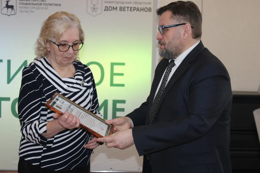 Накануне 8 марта в клубе «Активное долголетие» поздравили самых активных