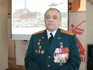 Первый «Урок мужества», посвященный 40-летию аварии на Чернобыльской АЭС, провел в Доме ветеранов председатель городского Совета ветеранов Николай Колосов