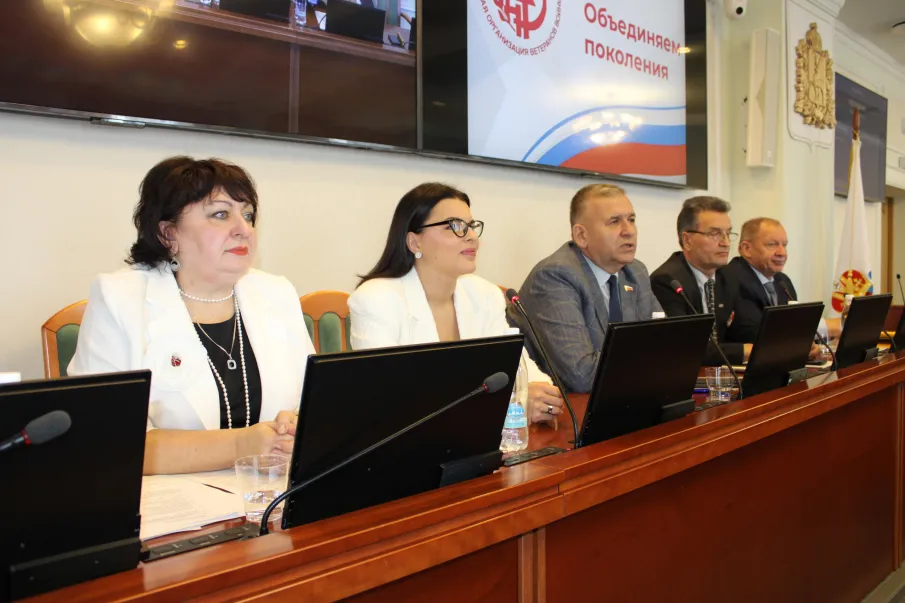 В Нижегородском Кремле состоялось заседание Президиума областного Совета ветеранов