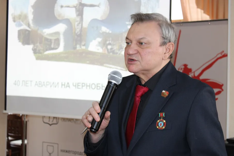 «Урок мужества в Доме ветеранов» провел ветеран-чернобылец Владимир Иваненко