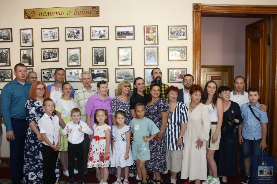 В Доме ветеранов открыта 7-я областная фотовыставка "В память о войне"