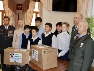 Своих не бросаем