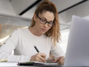 Женщинам хотят разрешить тратить материнский капитал на свое образование