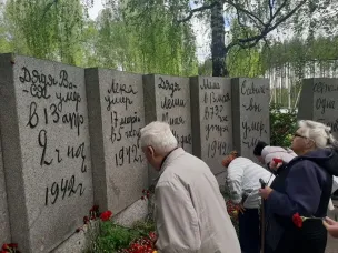 Нижегородские ветераны-блокадники посетили музей «Дорога жизни»