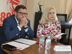 В Доме ветеранов Уполномоченный по правам человека в Нижегородской области Оксана Кислицына встретилась с ветеранами боевых действий и членами их семей