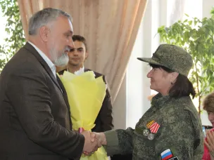 В Доме ветеранов прошла «Эстафета женской доблести» с участницей СВО Ларисой Соболевой