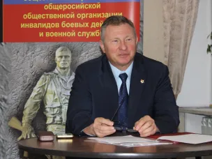 Ветеран боевых действий Игорь Андронов провел «Урок мужества в Доме ветеранов»