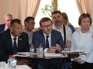 В областном Доме ветеранов состоялся круглый стол по мерам социальной поддержки участников СВО