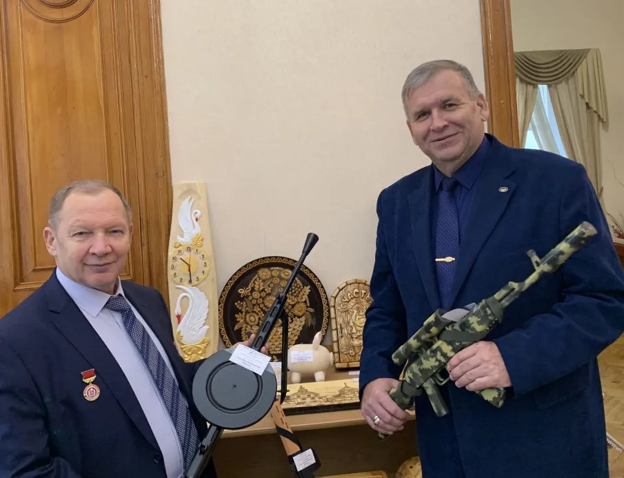 Выставка «Творчество во имя жизни»