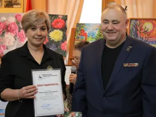 В Доме ветеранов наградили победителей и призеров выставки «Творчество во имя жизни»