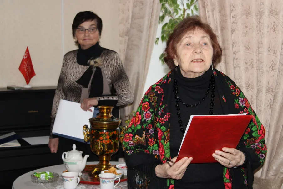 В клубе «Активное долголетие» ветеранам рассказали  о целебных свойствах чая