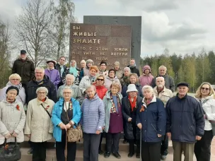 Завершилась поездка нижегородских ветеранов-блокадников в Санкт-Петербург
