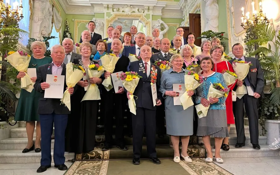 33 нижегородца получили нагрудные знаки «Заслуженный ветеран Нижегородской области»