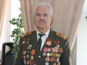 «Урок мужества в Доме ветеранов» провел ветеран-чернобылец Леонид Карасев